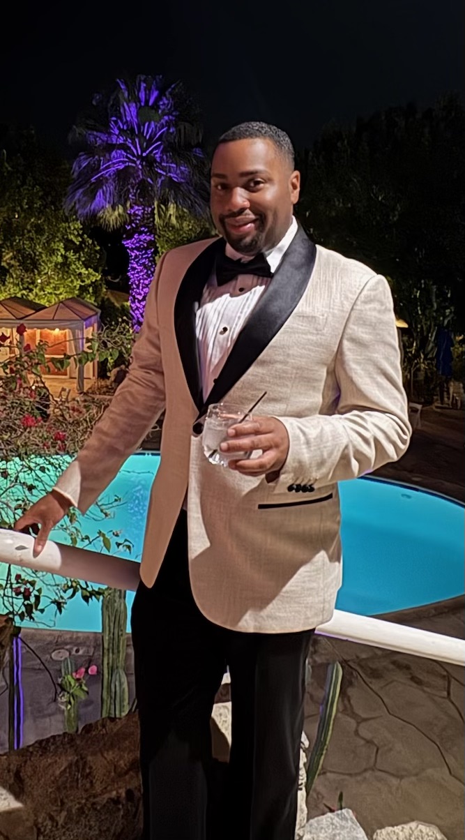 William Jones, Certified Mixologist and RBS Certified bartender, Southern California